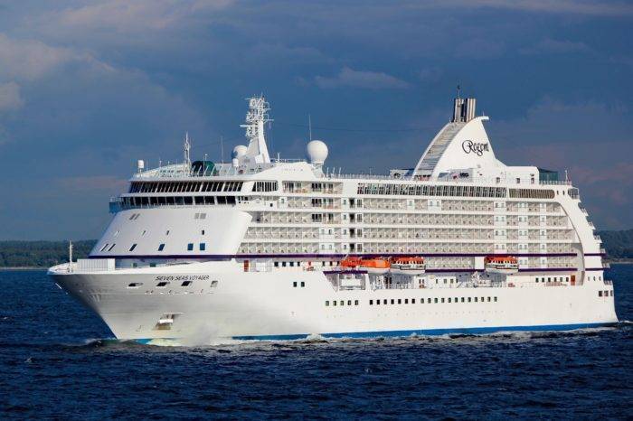 Private cruise ship transfer service in Reykjavik